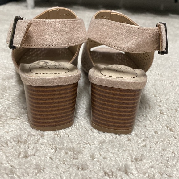 Life Stride Light pink sandals - Picture 2 of 3